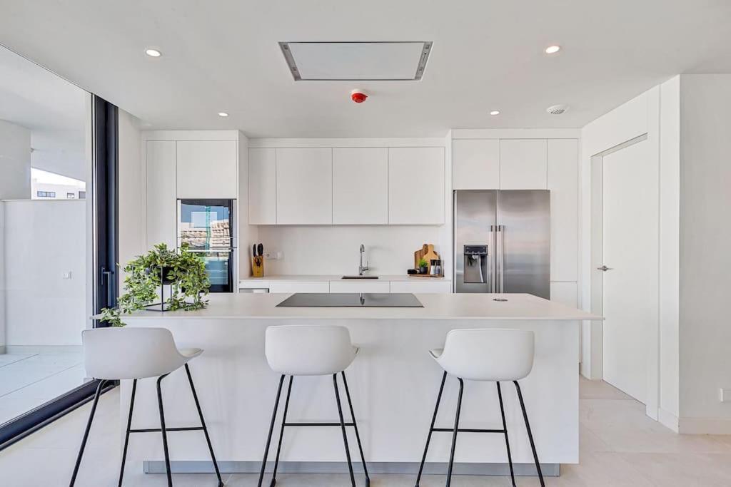Stunning With Private Pool *