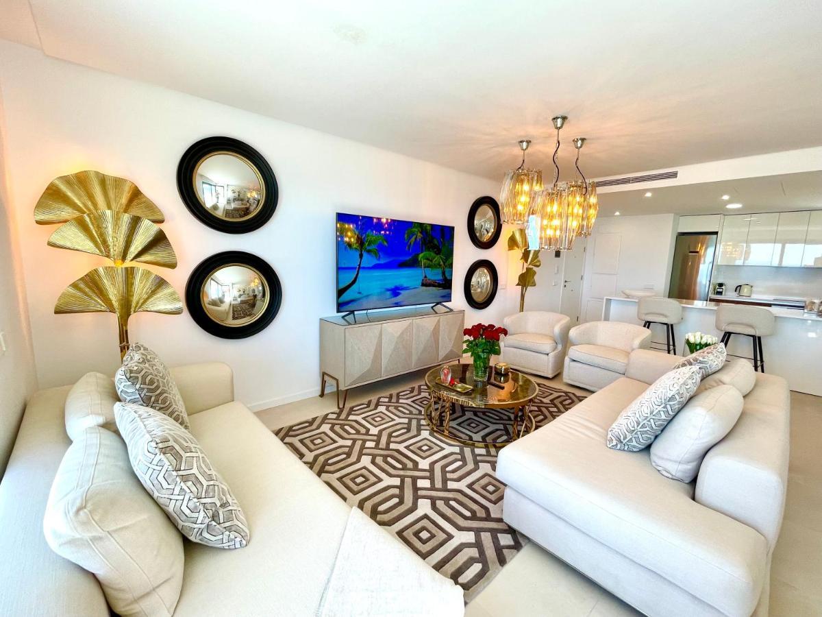Apartment Luxury 3 Bedroom Penthouse