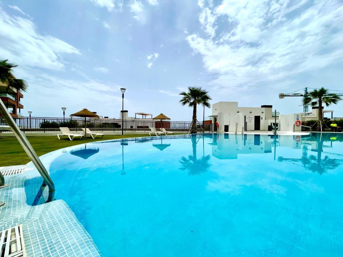 Luxury 3 Bedroom Penthouse Apartment