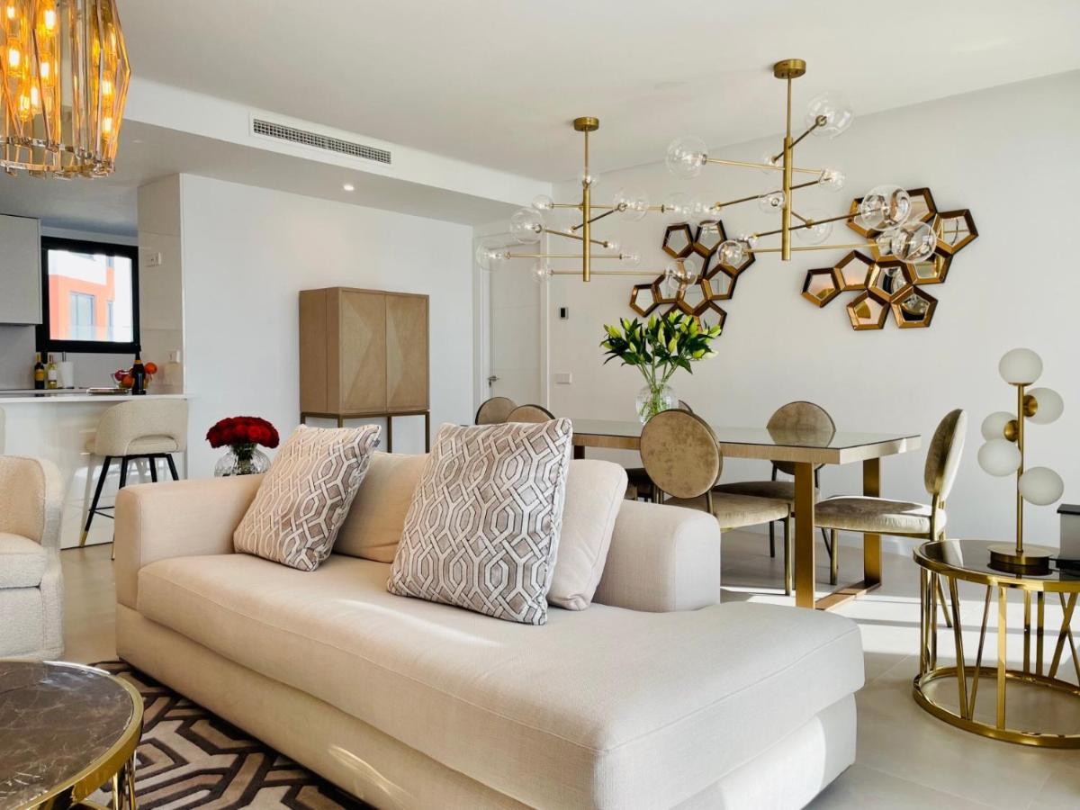 Apartment Luxury 3 Bedroom Penthouse