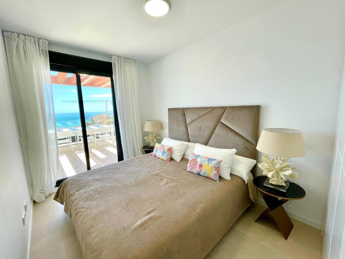 Apartment Magnificent 3 Bedroom Penthouse