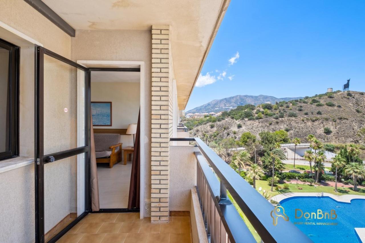 Aparthotel Con Parking Privado En El Paseo Maritimo De Fuengirola