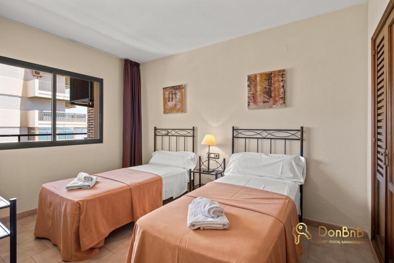Aparthotel Con Parking Privado En El Paseo Maritimo De