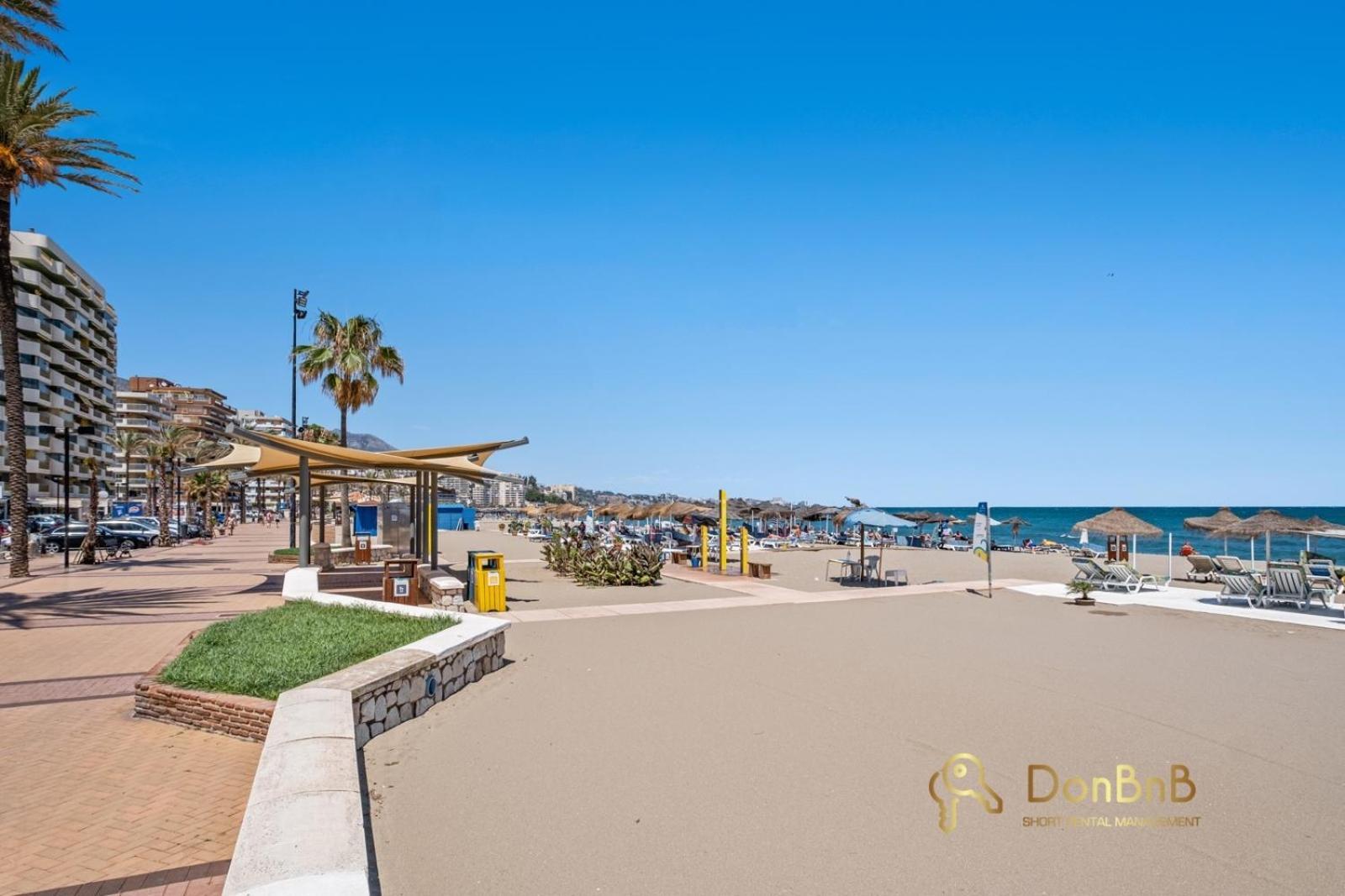 Con Parking Privado En El Paseo Maritimo De Aparthotel *