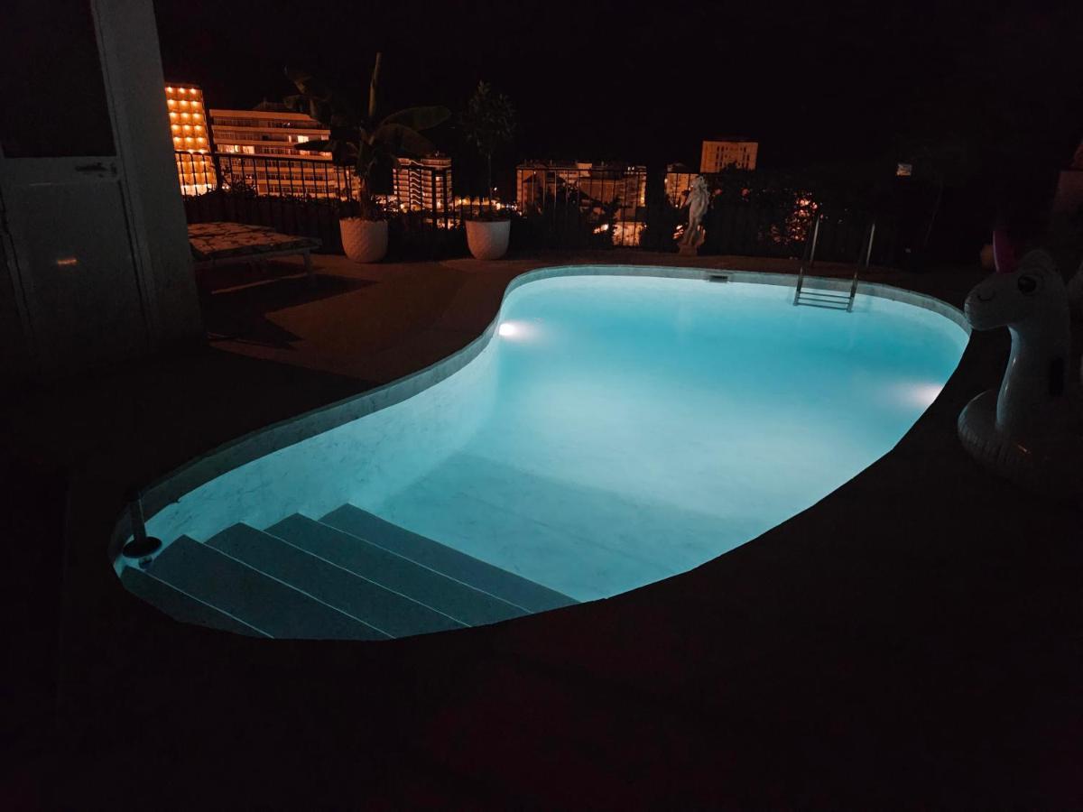 New Luxury Tuulia With Private Pool And Parking Huvilat