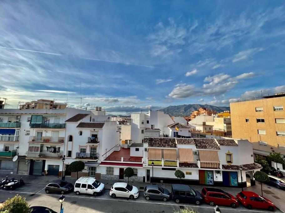 Cozy Three-bedroom 12 Minutes From Appartement Fuengirola