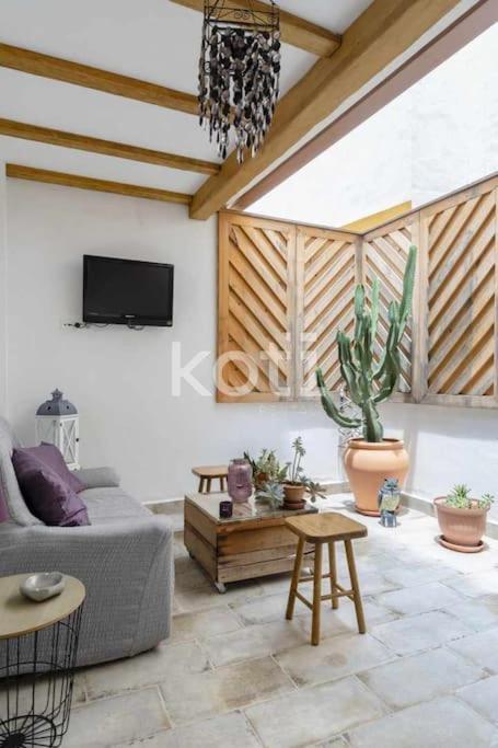 Koti - El Patio De Cervantes Appartement *