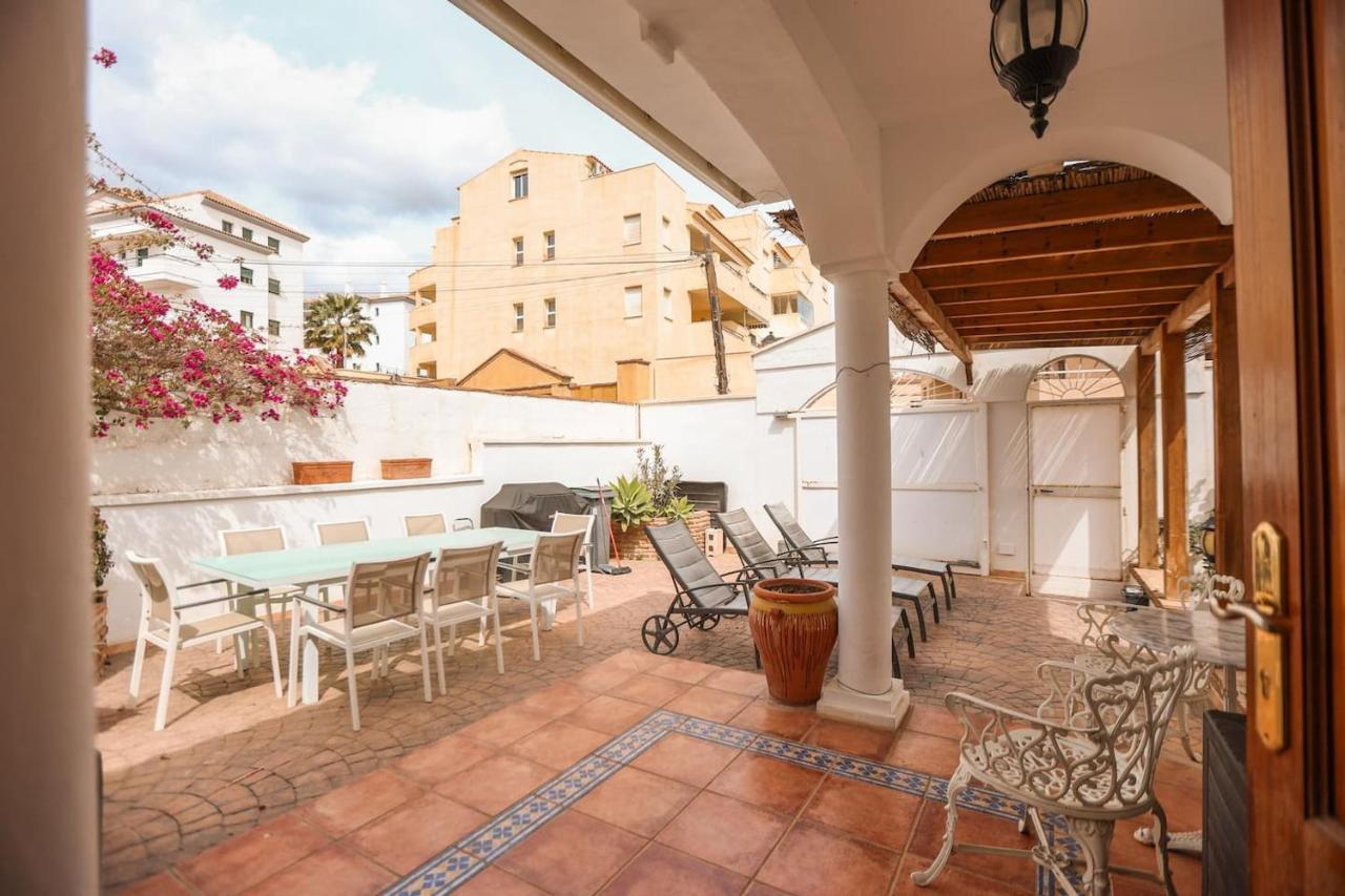 W Private Pool, Bbq And Your Own Pool Table Fuengirola