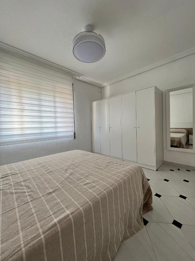 Apartment Turistico En El Centro De Fuengirola, Malaga. Fuengirola
