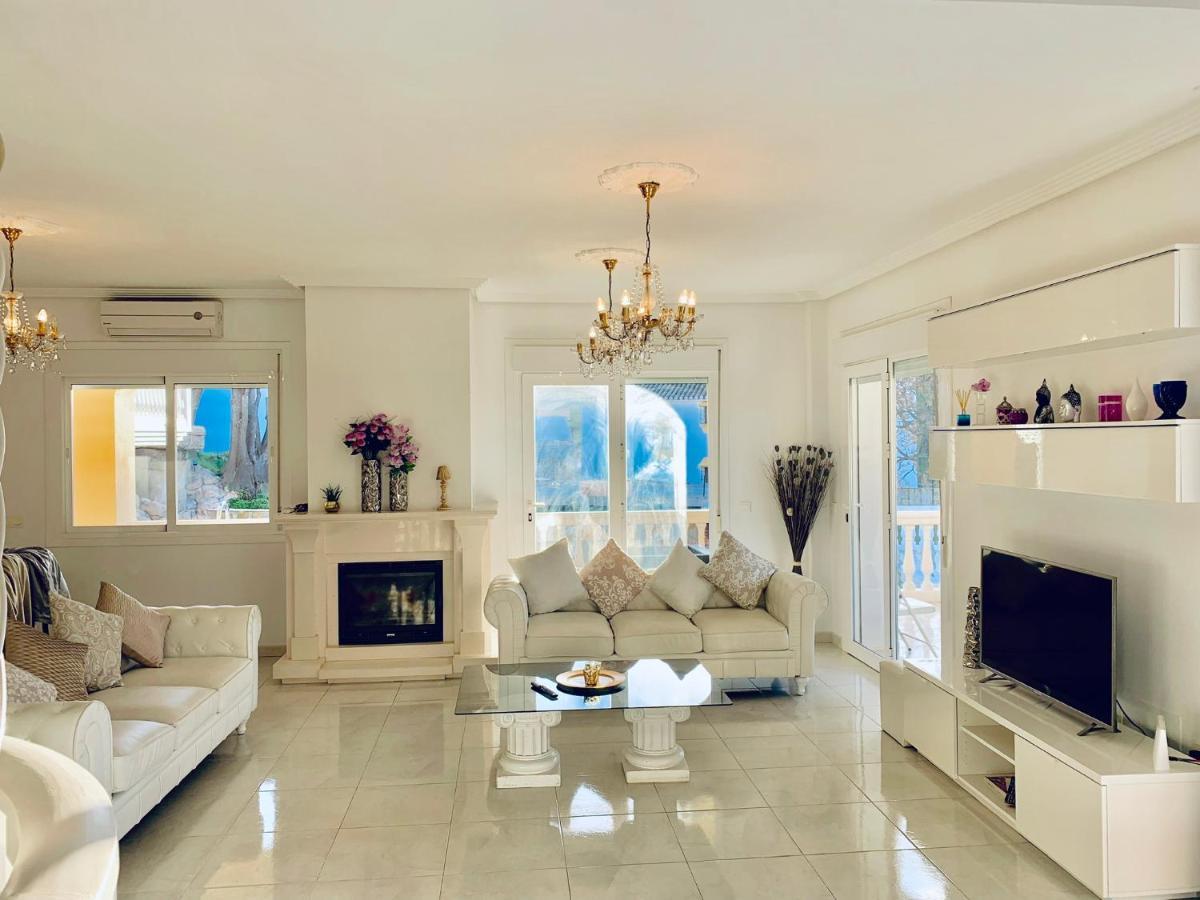 Lissa Luxe * Fuengirola