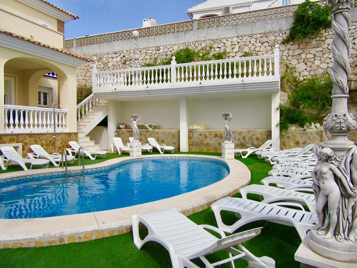 Lissa Luxe Villa *