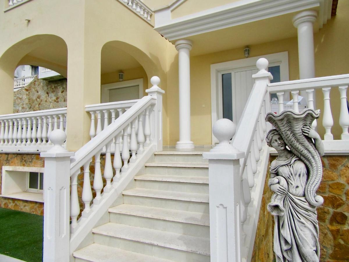 Lissa Luxe Fuengirola