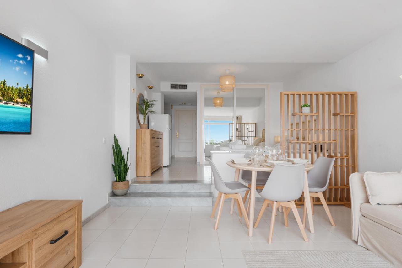 Apartment Close To The & Balcony With Sea Views *