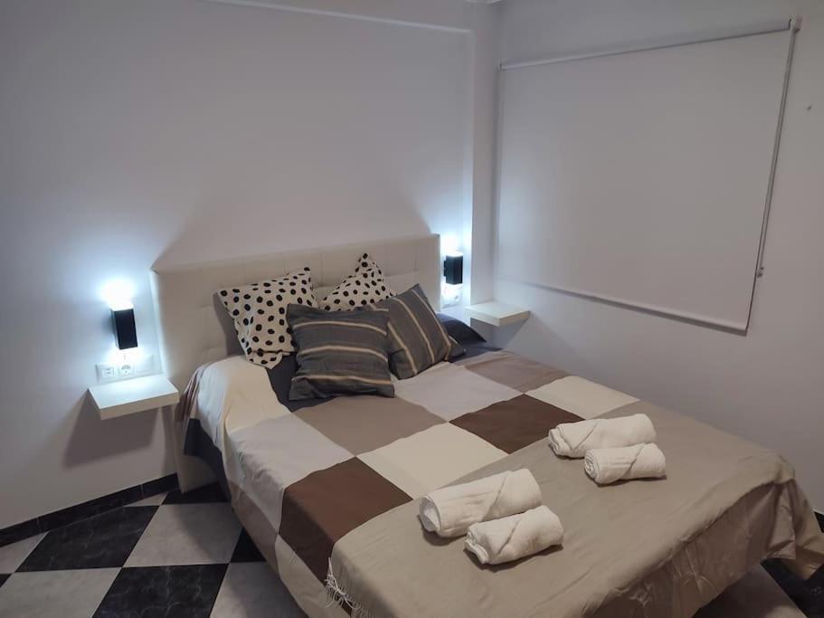 Apartamento En Playa Carvajal *