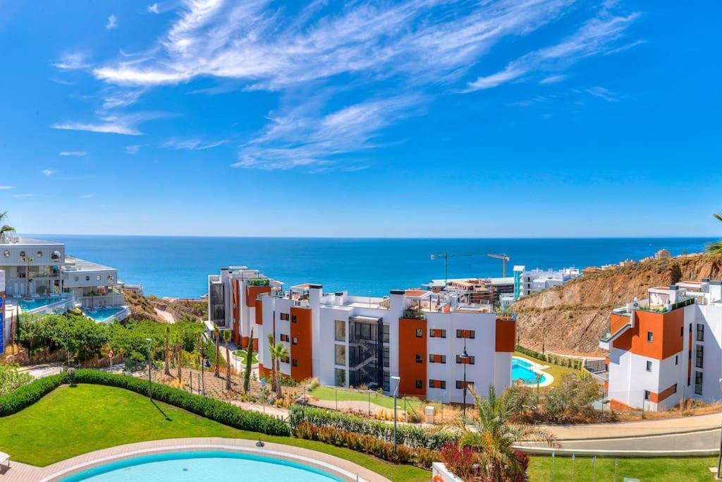 Stunning 2 Bedroom Apartment. Apartamento