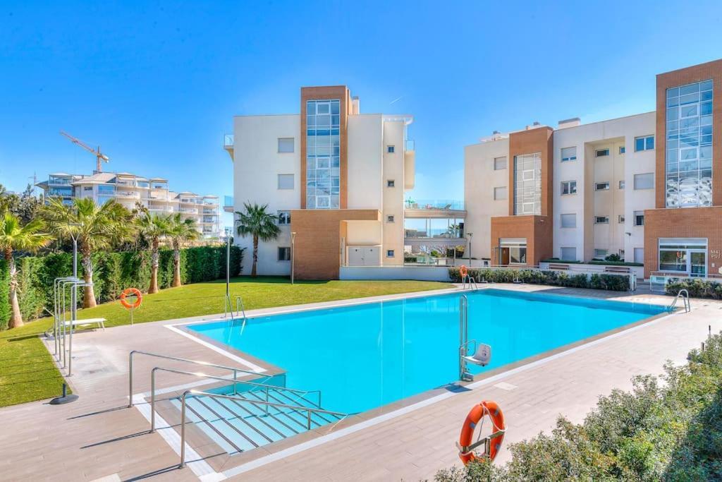 Stunning 2 Bedroom Apartment. * Fuengirola