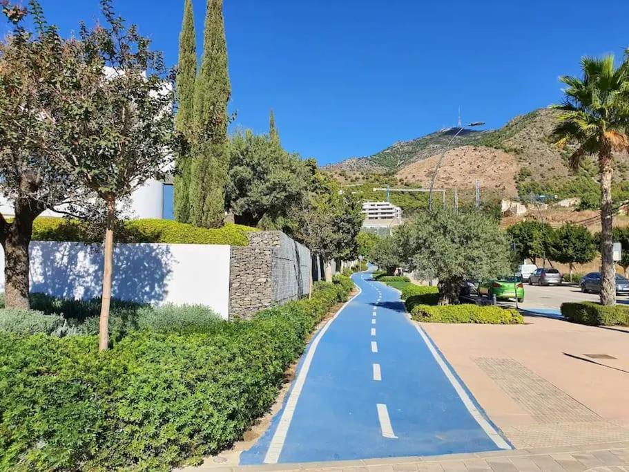 Luxurious Flat With Garden, Private Jacuzzi, Bbq *