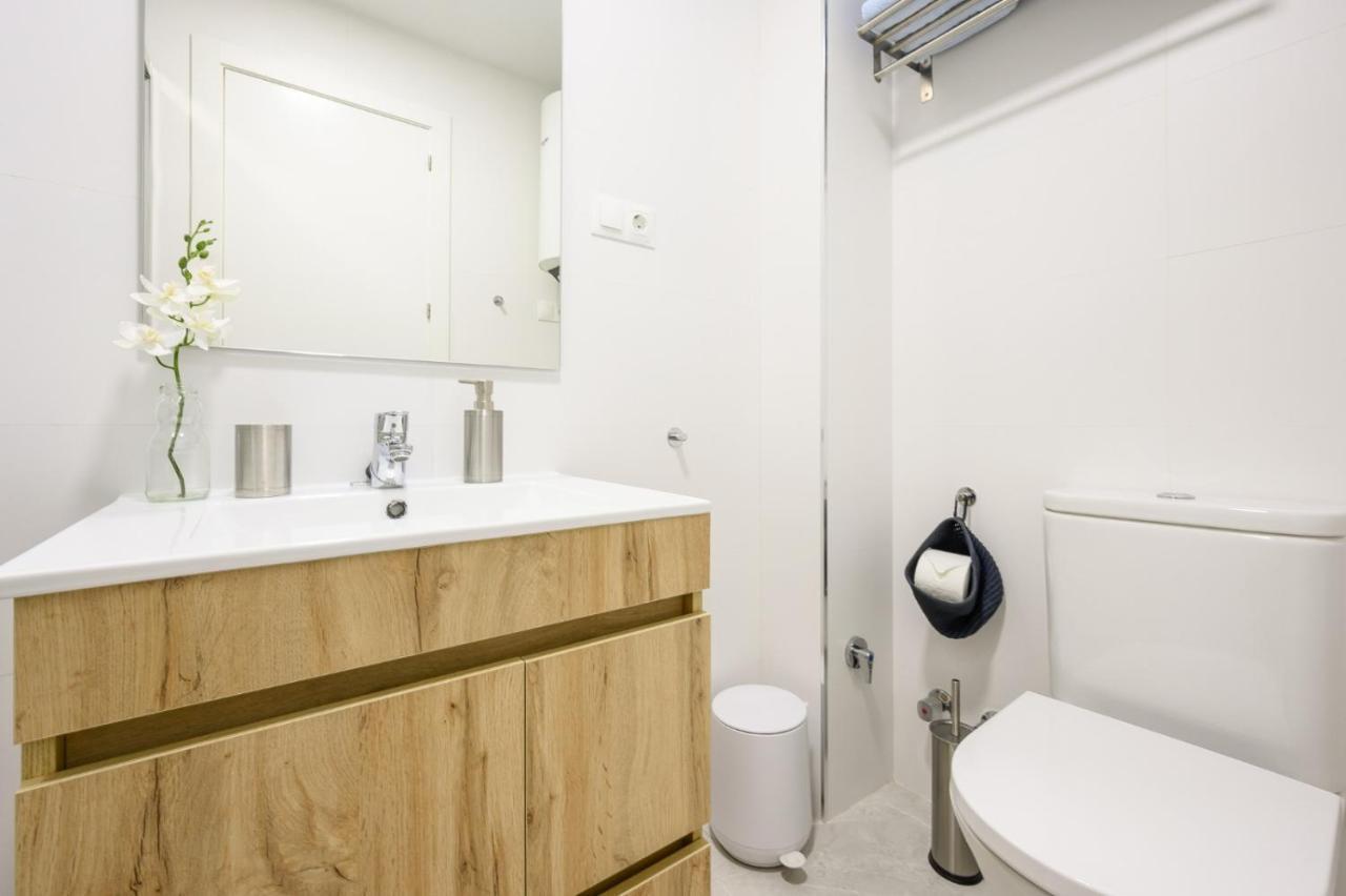 Burgos 2 Terrace, Pool, Parking By 10tosea