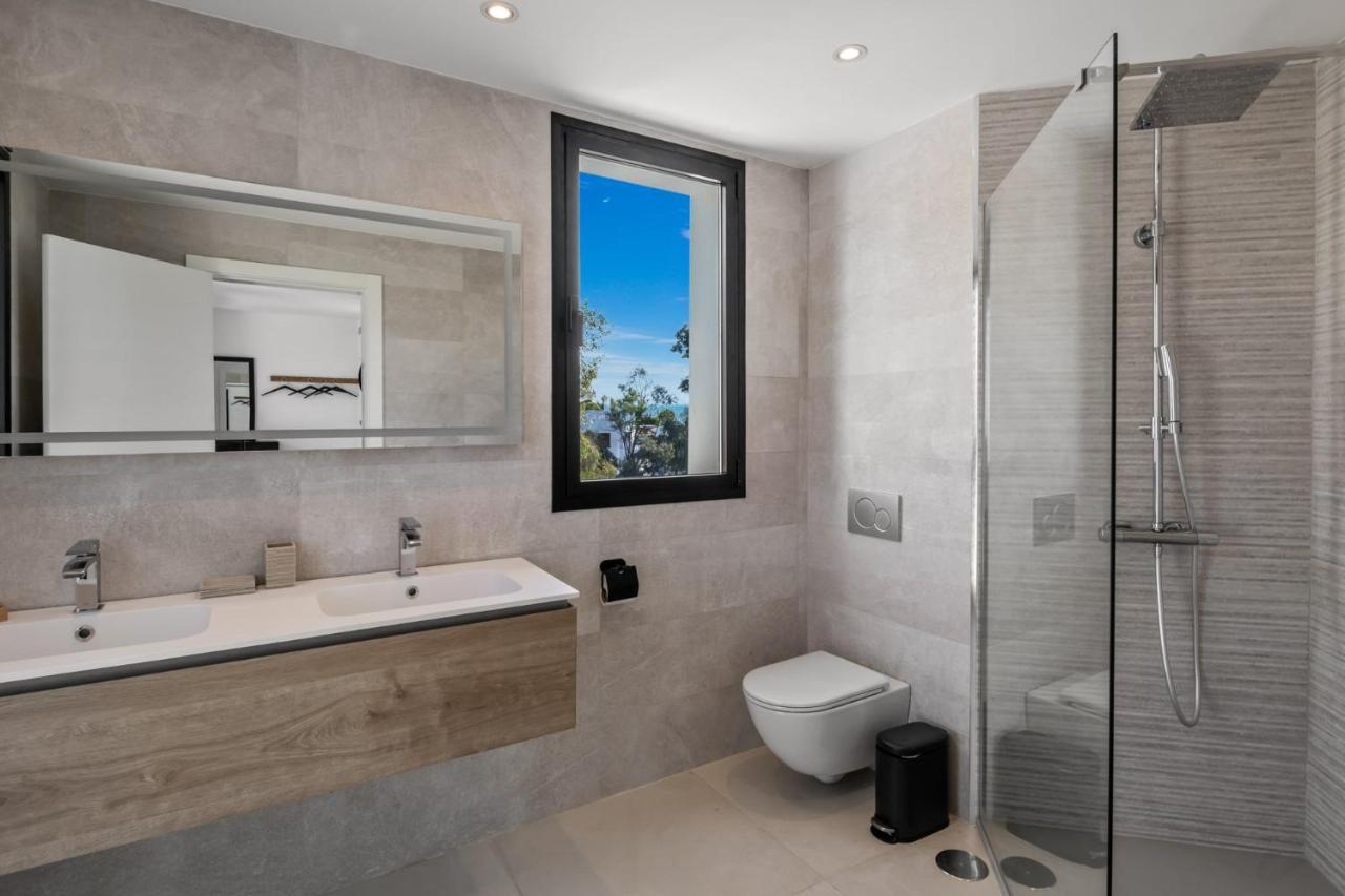Villa Nirvana - Pool, Jacuzzi, Terrace & Sea View Fuengirola