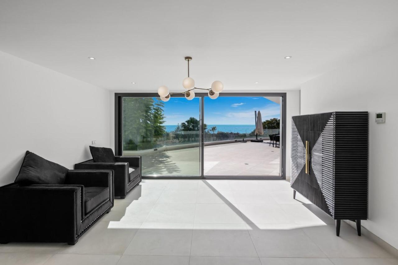 Nirvana - Pool, Jacuzzi, Terrace & Sea View * Fuengirola