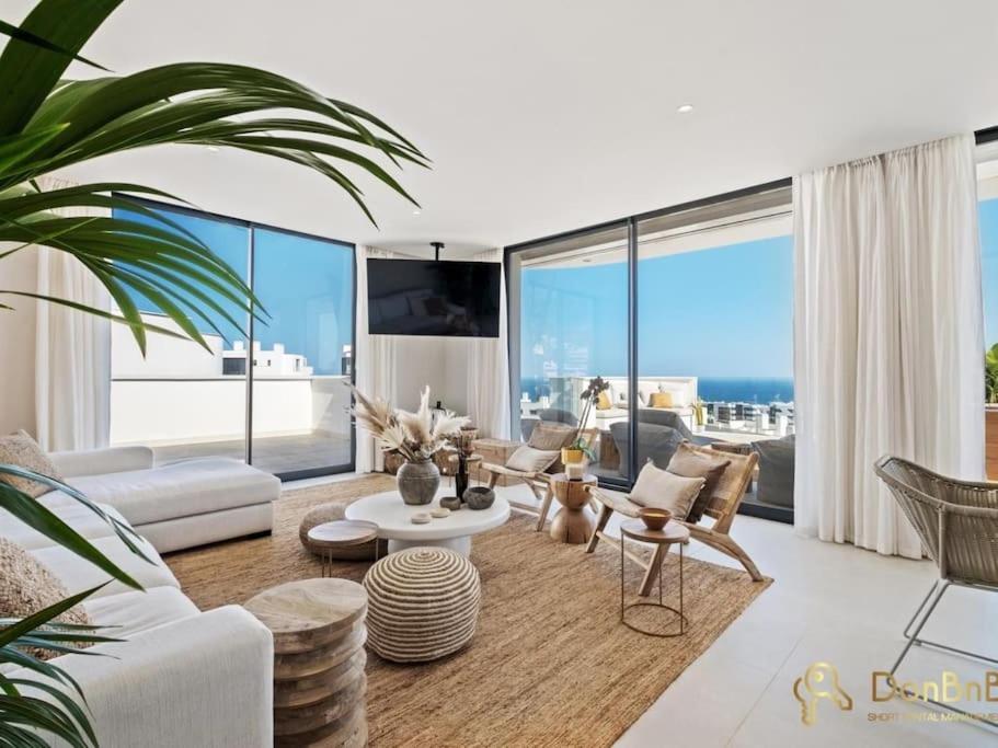 Huoneisto Atico De Lujo Con Jacuzzi En Higueron West Fuengirola
