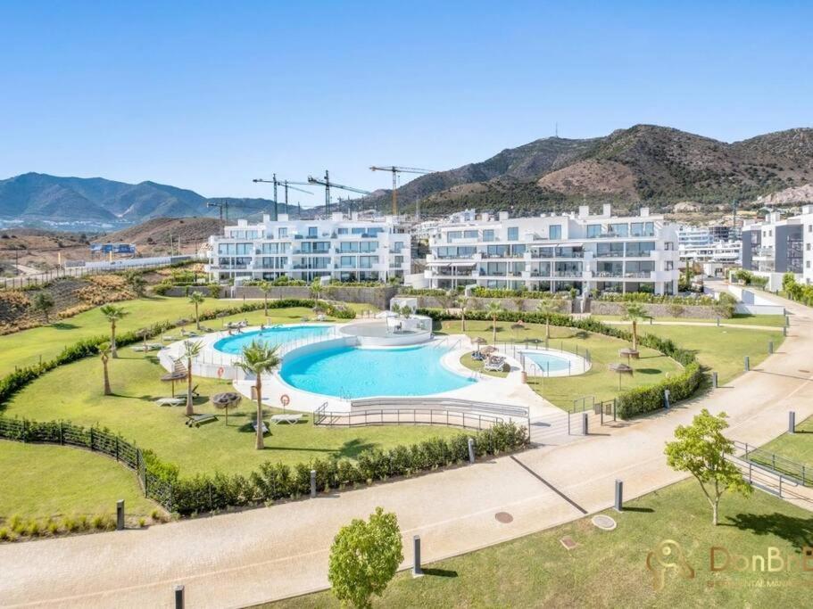 Atico De Lujo Con Jacuzzi En Higueron West Huoneisto