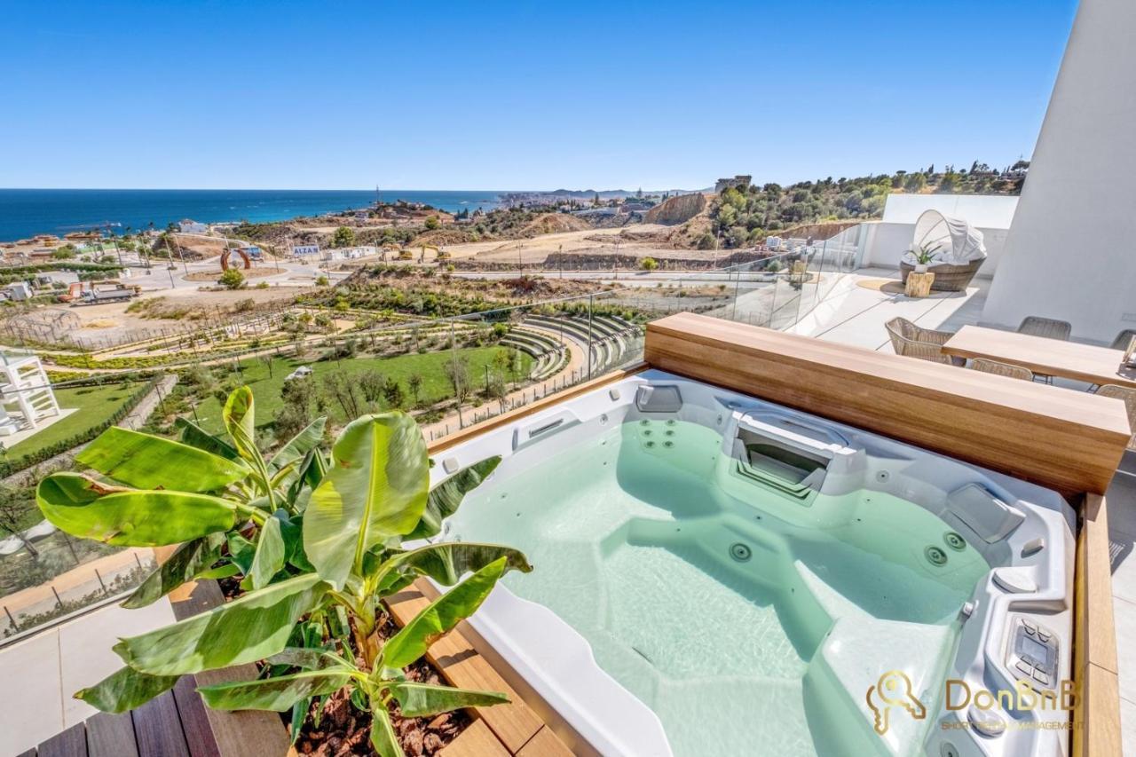 Atico De Lujo Con Jacuzzi En Higueron West Huoneisto