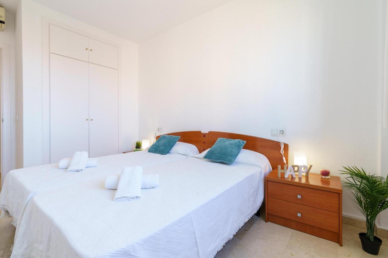 La Paloma With Pool - Happy Apartment *