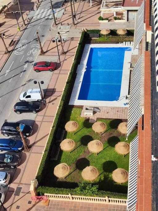 Frente Al Mar *