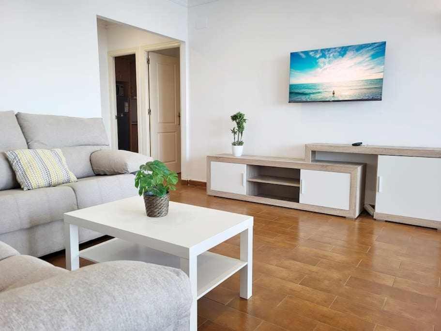 Europa House Vistas Panoramicas Al Mar Apartment *