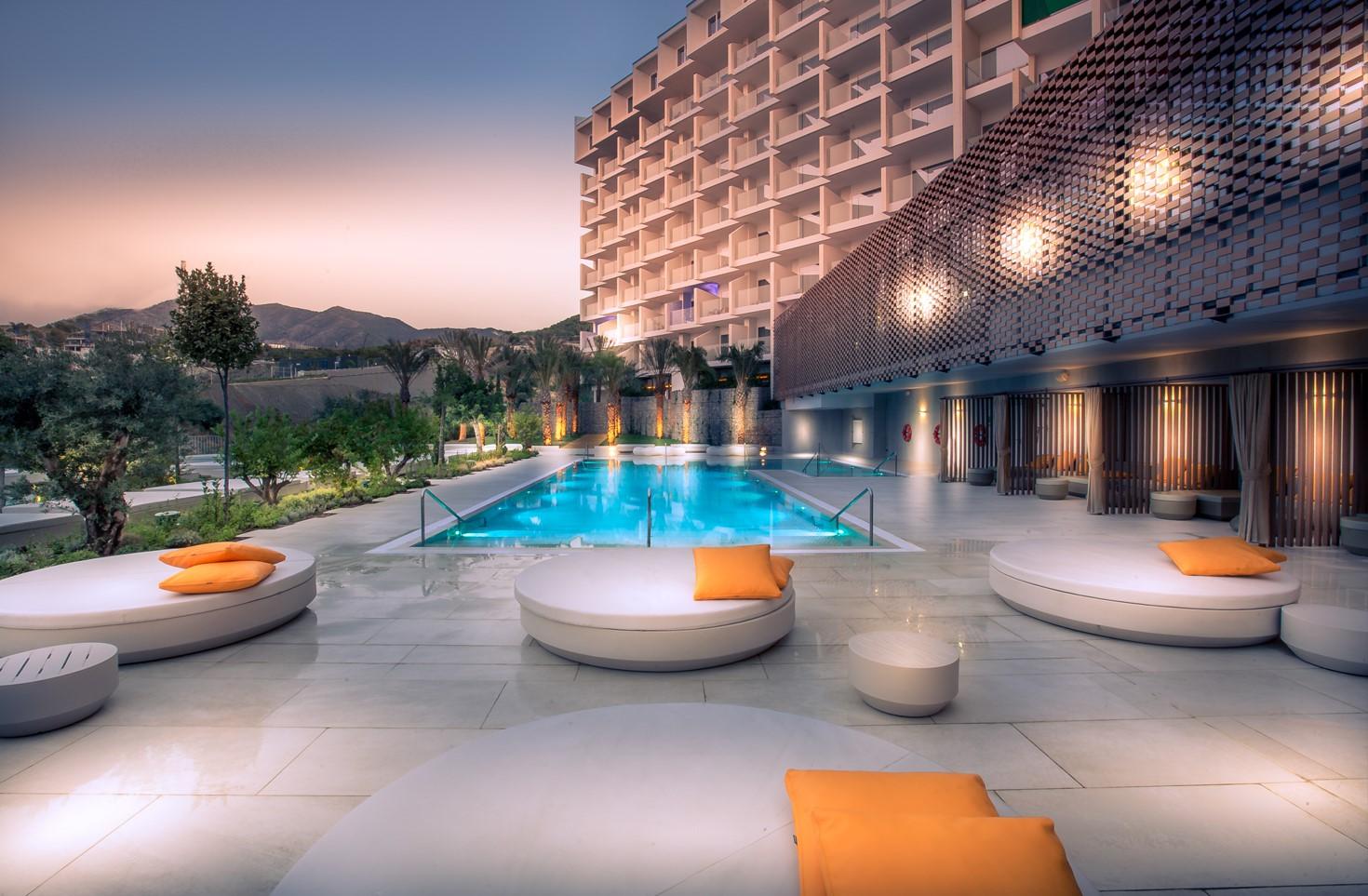 Hotelli Leiro Residences Fuengirola