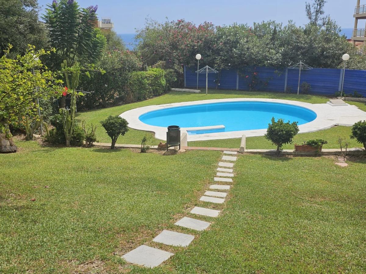 Intercomerciofeja Calle Nogal 2 Torreblanca Apartamento Fuengirola