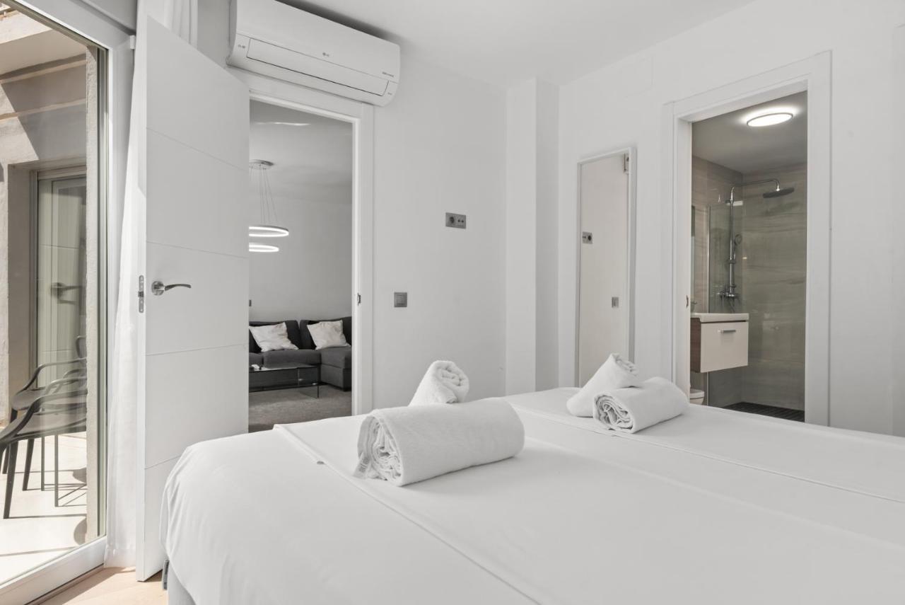 Elegant By Harbour By Costarentals - Ref 236 Apartment