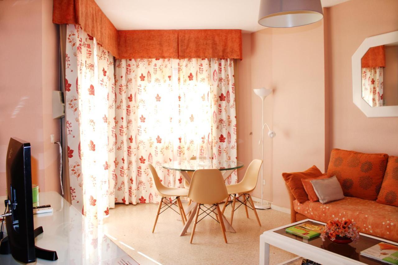 Ronda 3 Beachfront Apartment *