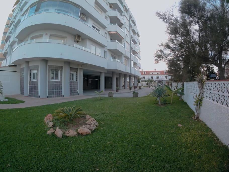 Apartment En Primera Linea Duquesa 2j *