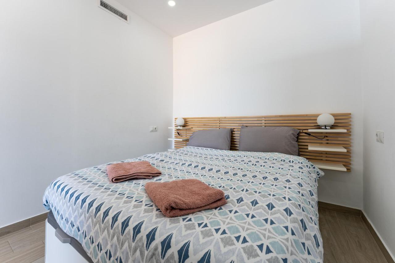 Seaview 1 Bedroom Modern Apartment *