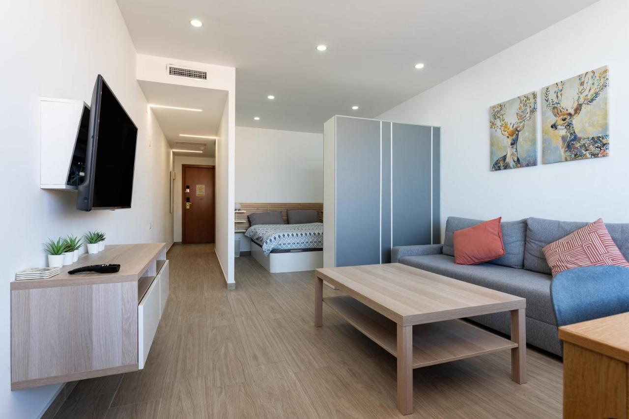 Seaview 1 Bedroom Modern *