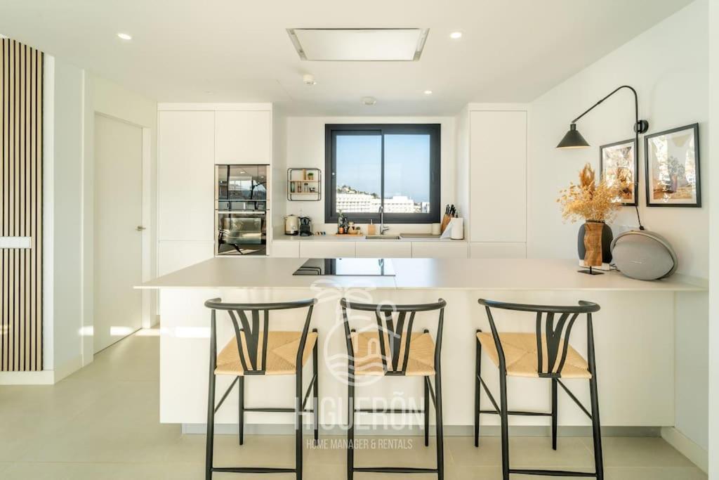 Higueronrentals Summers Bay Apartment *
