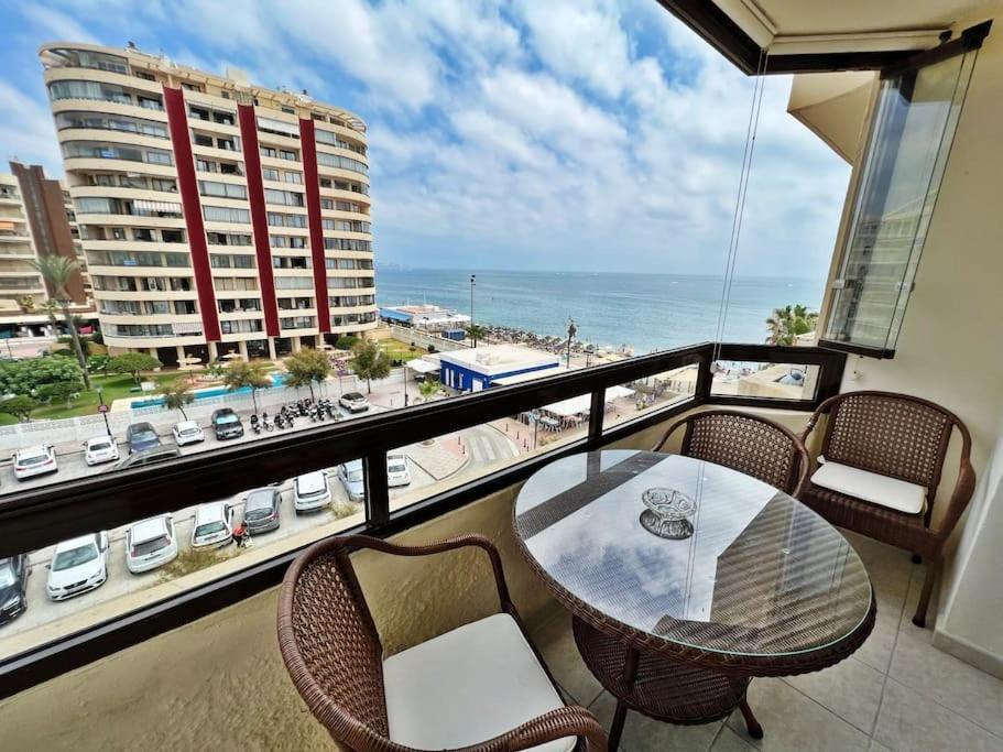 Apartamento Primera Linea De Playa Con Vistas Al Mar Fuengirola