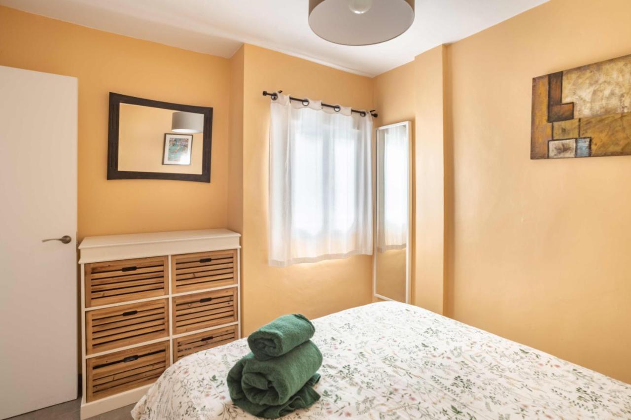 Huoneisto Penthouse In Old Town, 100m From The *