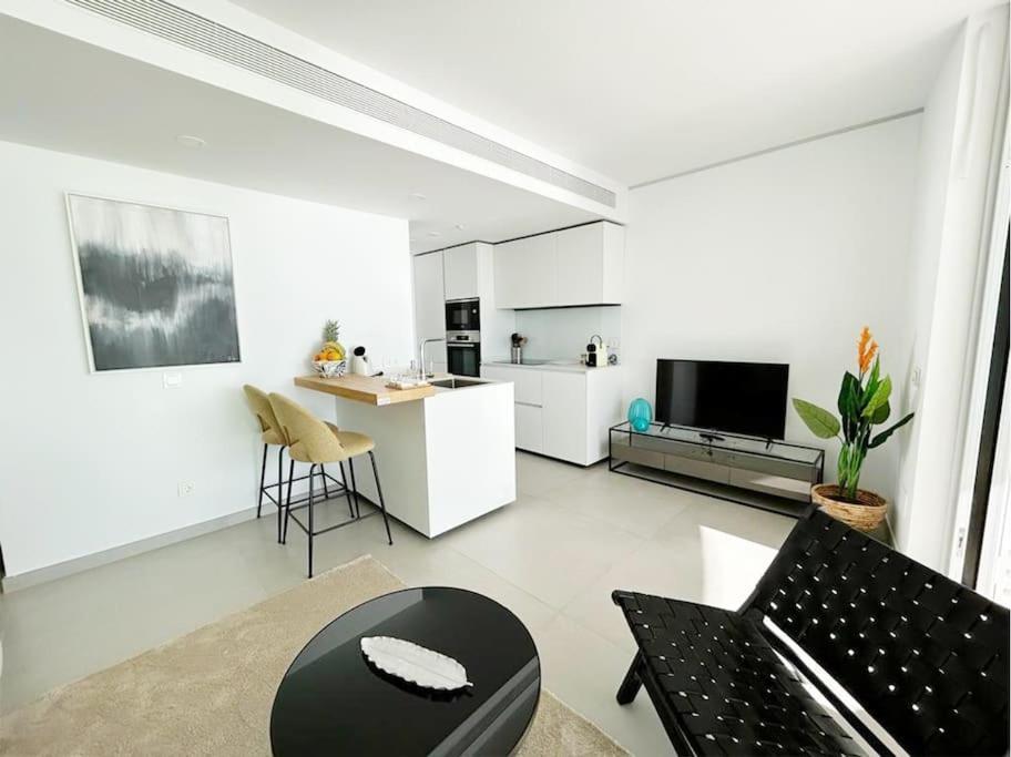 Amazing Sea Views, The Wave Apartment Fuengirola