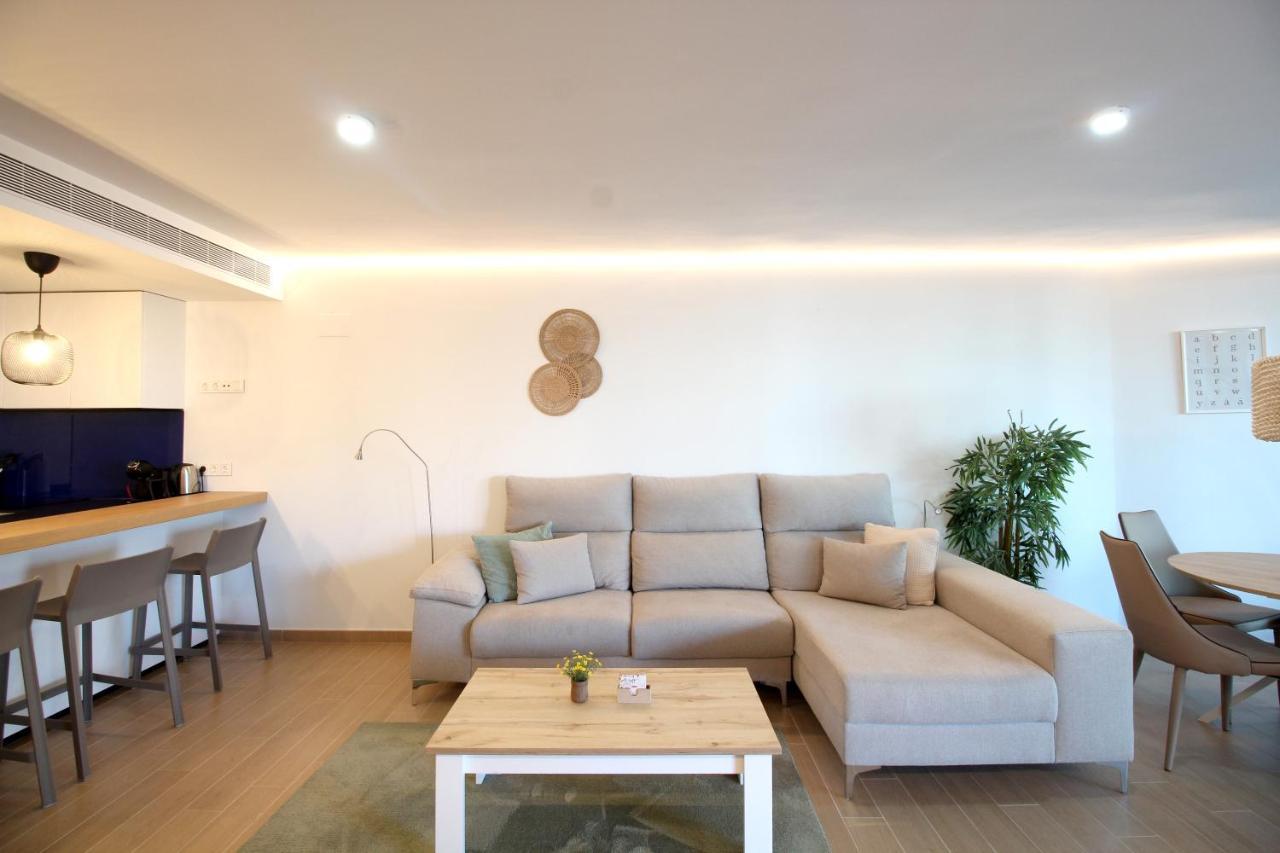 Huoneisto First Line Beach With Sea View Fuengirola
