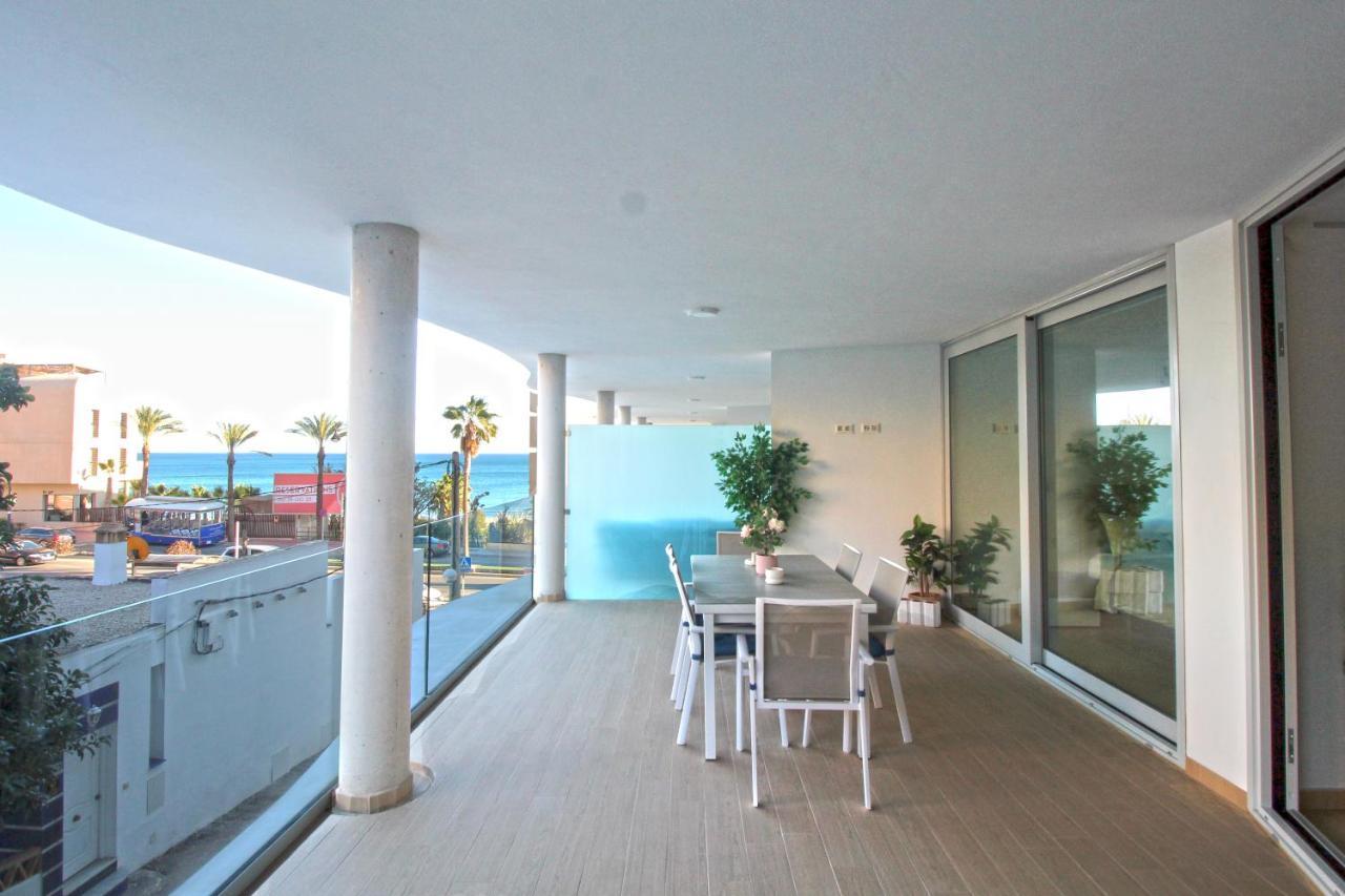 First Line Beach With Sea View *