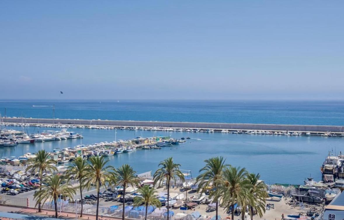 Huoneisto Front Line Paseo Maritimo 33 Perla 6 Malaga Spain