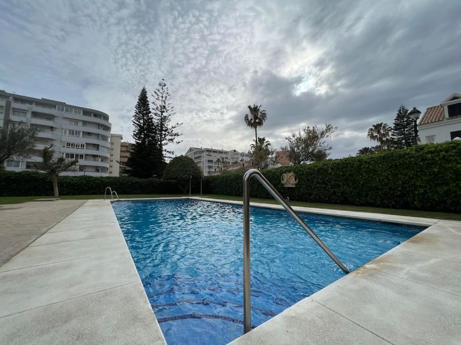 Primera Linea De Playa Nuevo Y Luminoso Appartement Fuengirola