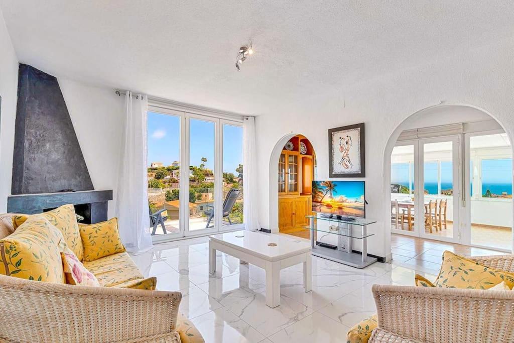 Marite - 4 Bed/ 2 Bath - Own Private Pool Fuengirola