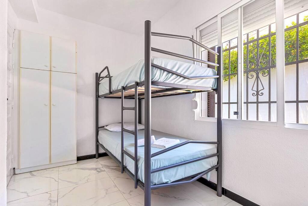 Marite - 4 Bed/ 2 Bath - Own Private Pool *