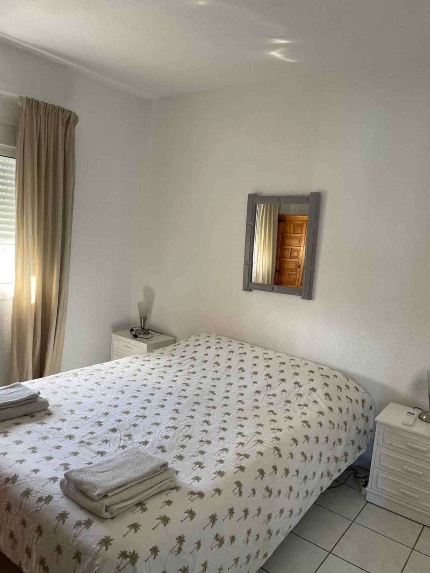 Estrellita Two Bedroom, Top Floor With Seaview * Fuengirola