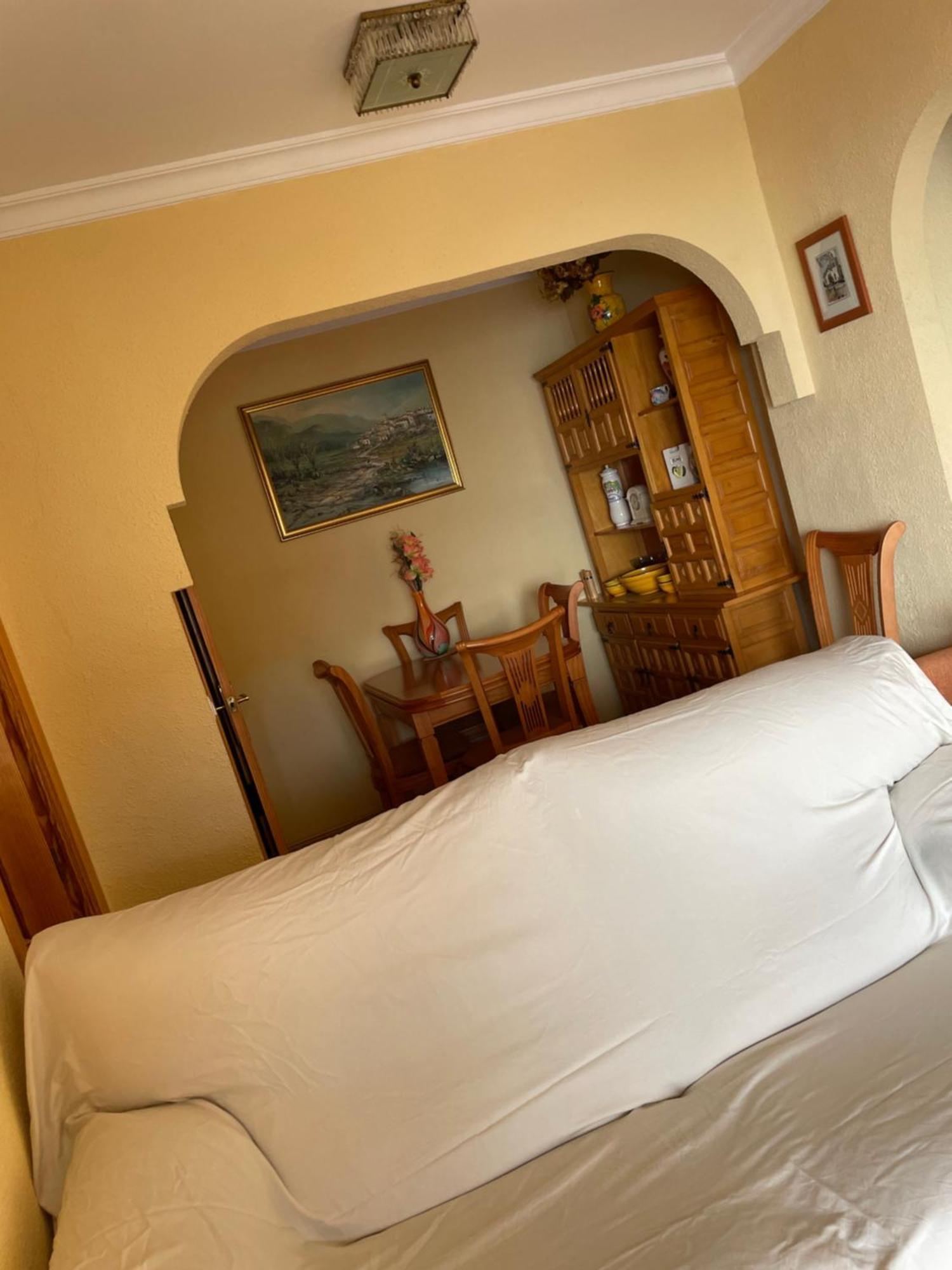 One Bedroom, Top Floor, By The Sea, Apartamento *
