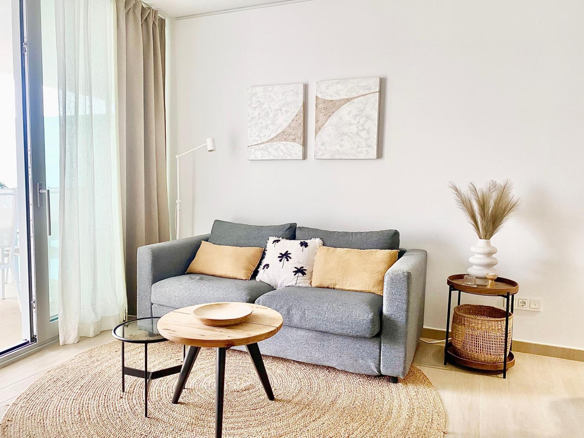 Apartment Fantastic In The Wave Just Steps From Carvajal - Pool And Free Parking